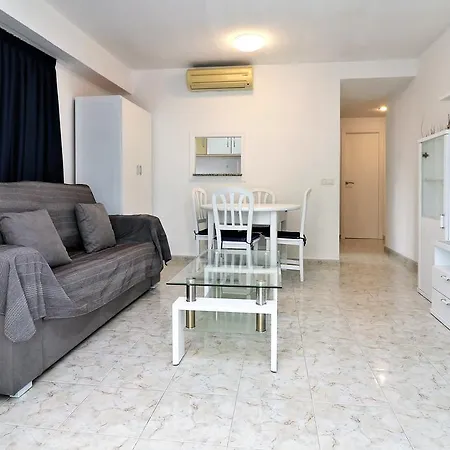 Apartment Montreal 1-a